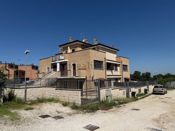 appartamento in vendita a Gallicano nel Lazio