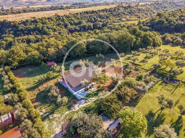 casa indipendente in vendita a Gallicano nel Lazio