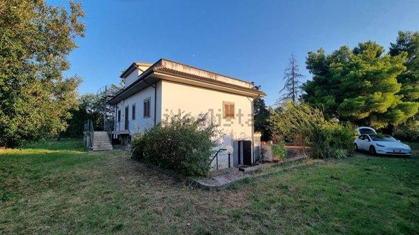 casa indipendente in vendita a Gallicano nel Lazio