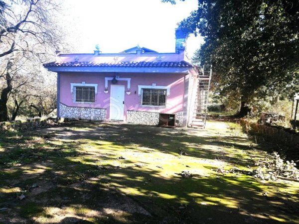 villa in vendita a Gavignano