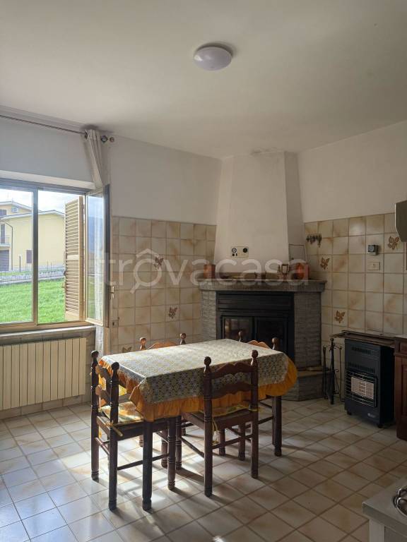 casa indipendente in vendita a Gavignano