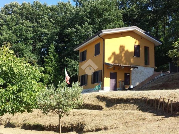 casa indipendente in vendita a Gavignano