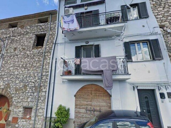 casa indipendente in vendita a Gavignano