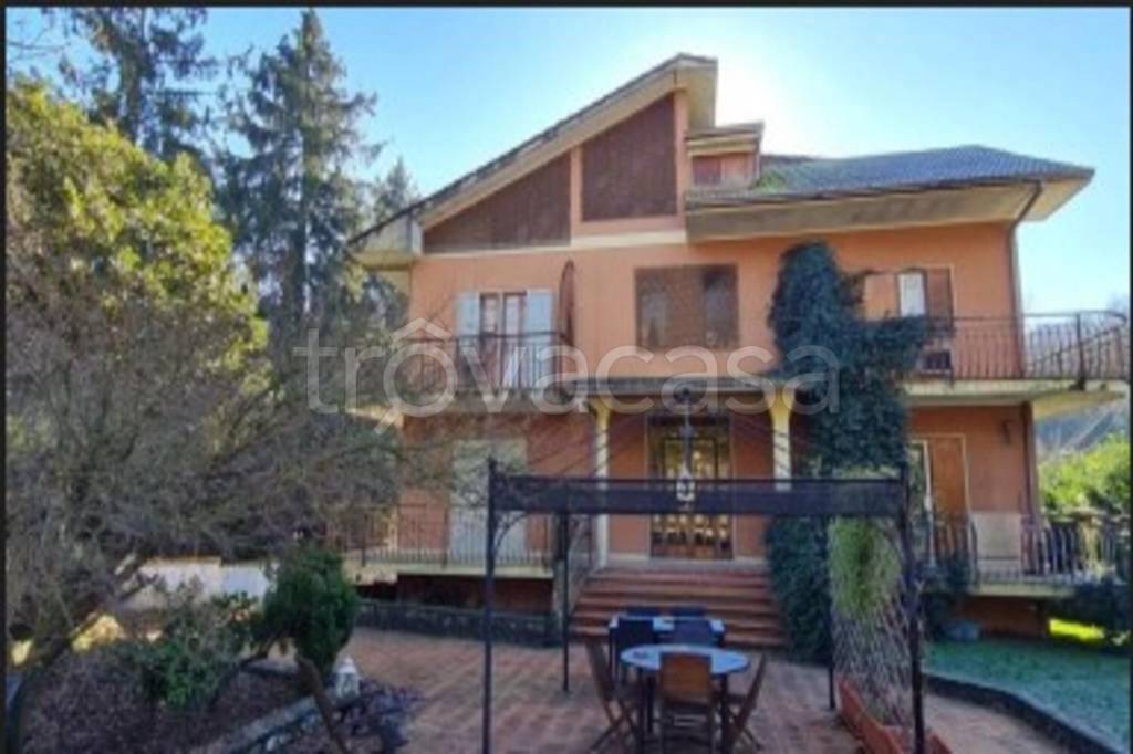 casa indipendente in vendita a Gavignano