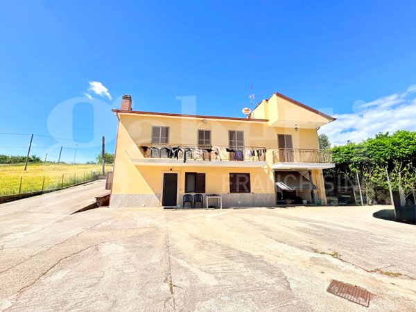 casa indipendente in vendita a Gavignano
