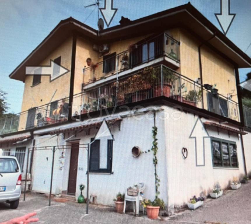 casa indipendente in vendita a Gavignano