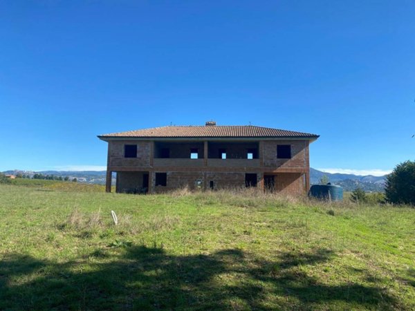 casa indipendente in vendita a Genazzano