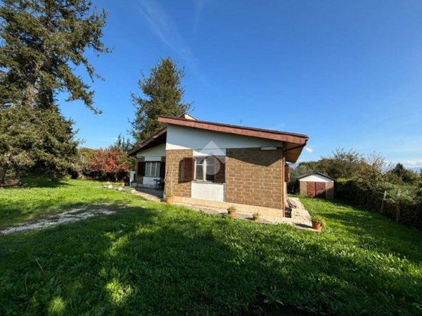 casa indipendente in vendita a Genazzano