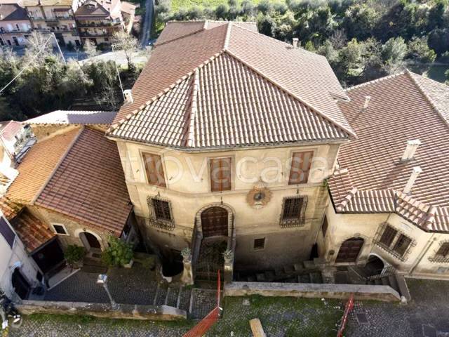 casa indipendente in vendita a Genazzano