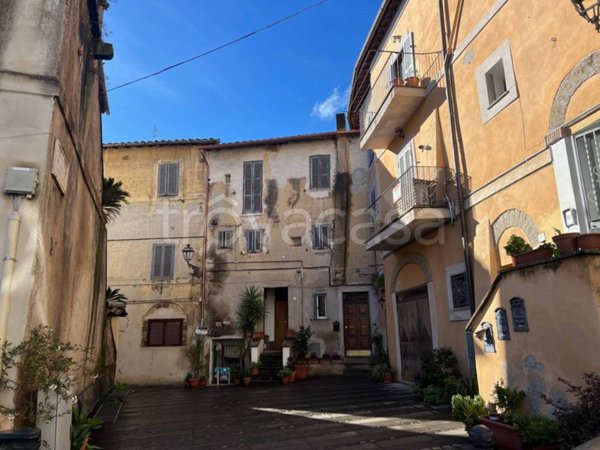 appartamento in vendita a Genazzano