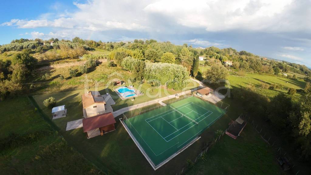 casa indipendente in vendita a Genazzano