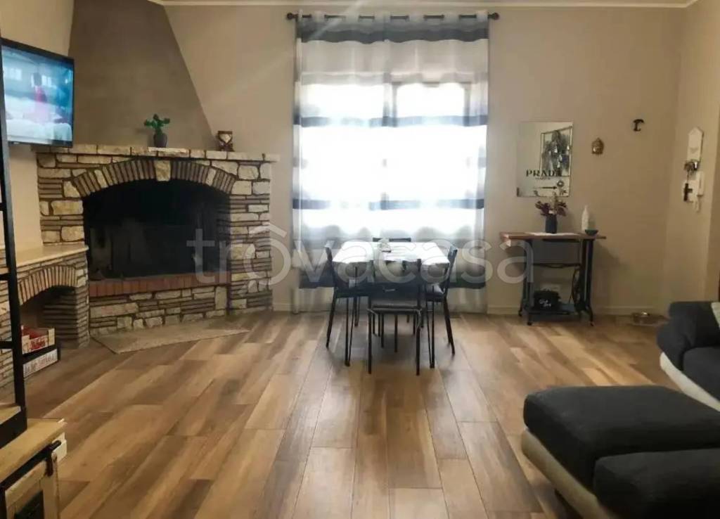 casa indipendente in vendita a Genazzano