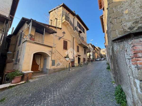 appartamento in vendita a Genazzano