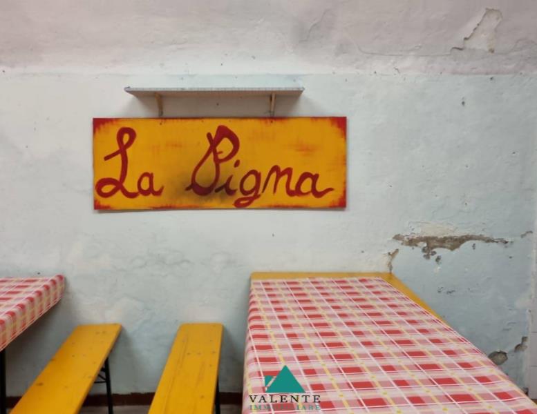 locale commerciale in vendita a Genazzano