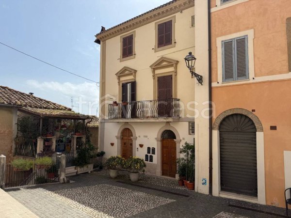 appartamento in vendita a Genazzano