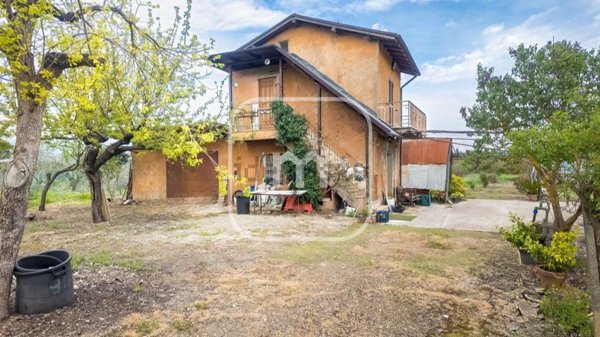 appartamento in vendita a Genazzano