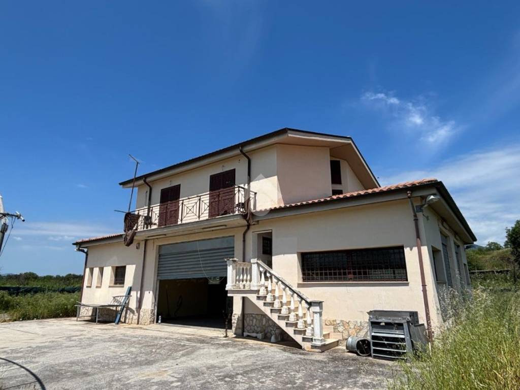 casa indipendente in vendita a Genazzano