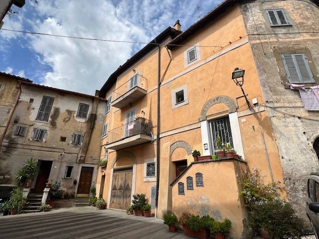 appartamento in vendita a Genazzano