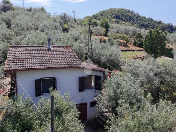 casa indipendente in vendita a Genazzano
