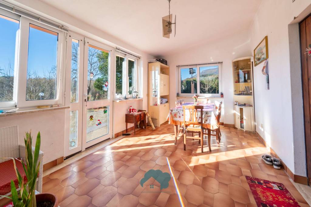 casa indipendente in vendita a Genazzano