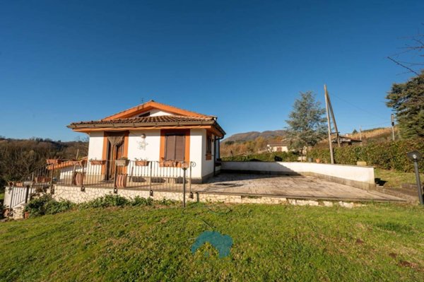 casa indipendente in vendita a Genazzano