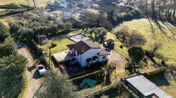 casa indipendente in vendita a Genazzano