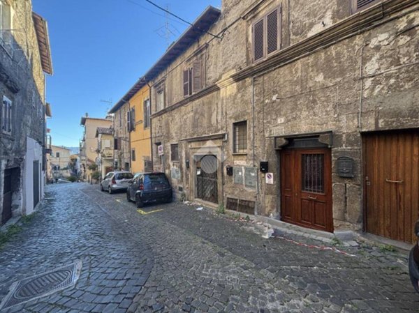 appartamento in vendita a Genazzano