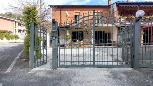 casa indipendente in vendita a Genazzano