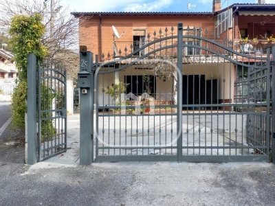 casa indipendente in vendita a Genazzano