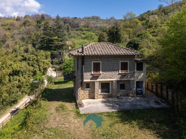 appartamento in vendita a Genazzano