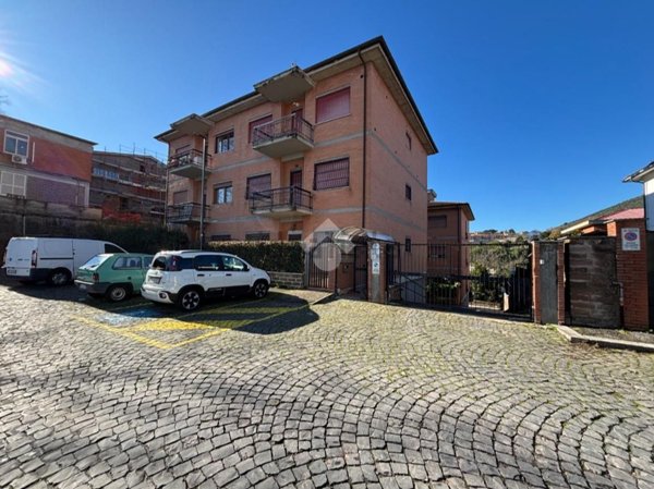 appartamento in vendita a Genazzano