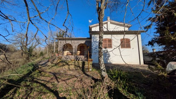 casa indipendente in vendita a Genazzano