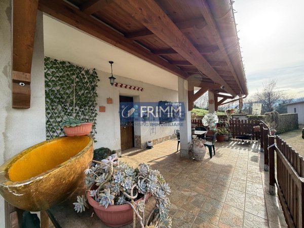 casa indipendente in vendita a Genazzano