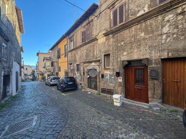 appartamento in vendita a Genazzano