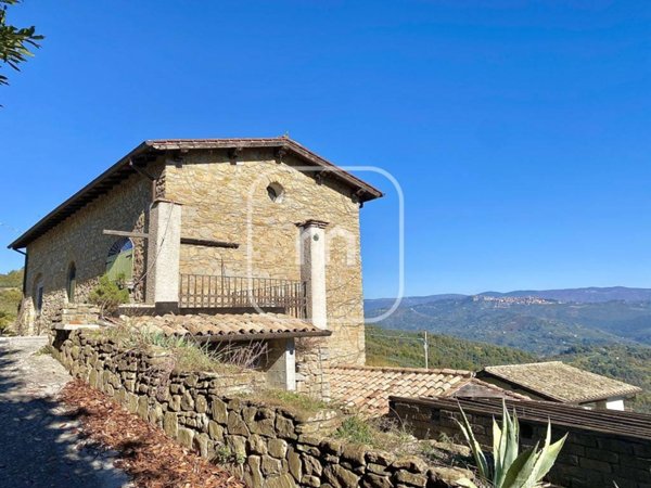 casa indipendente in vendita a Genazzano