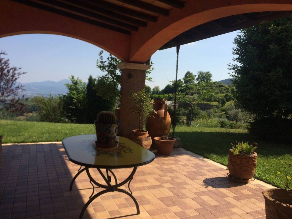 casa indipendente in vendita a Genazzano