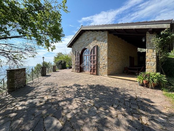 casa indipendente in vendita a Genazzano