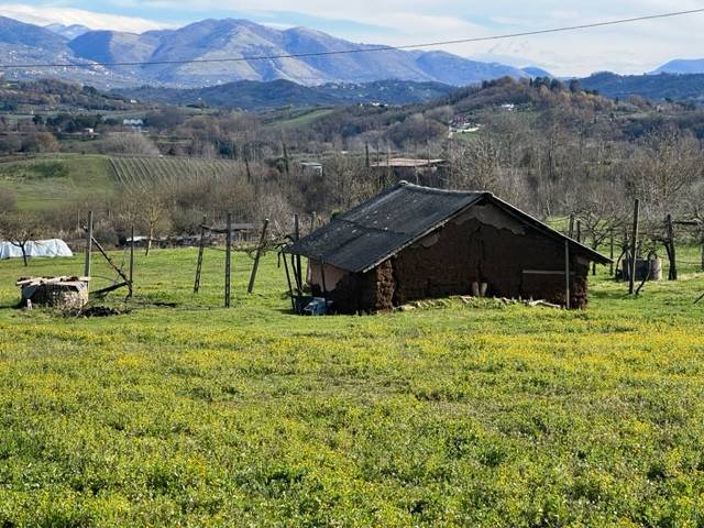 casa indipendente in vendita a Genazzano