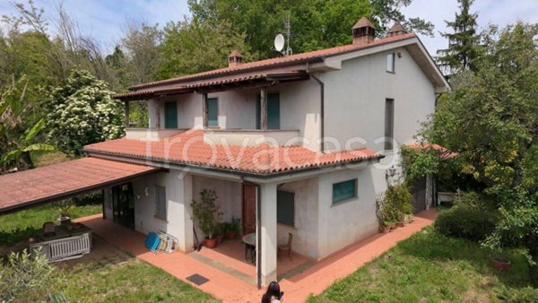 casa indipendente in vendita a Genazzano