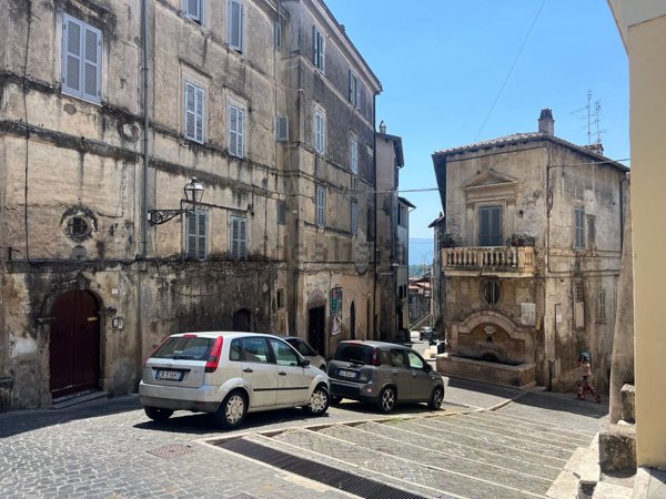 appartamento in vendita a Genazzano
