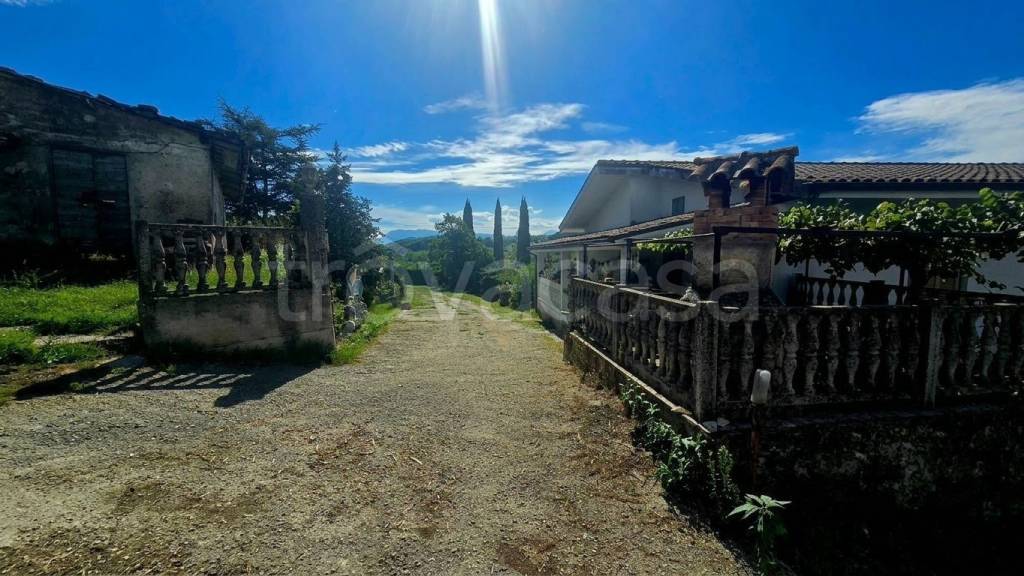 casa indipendente in vendita a Genazzano