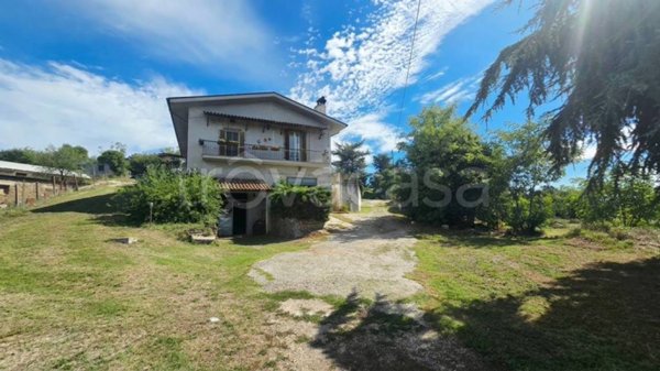 casa indipendente in vendita a Genazzano