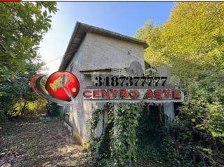 casa indipendente in vendita a Genazzano