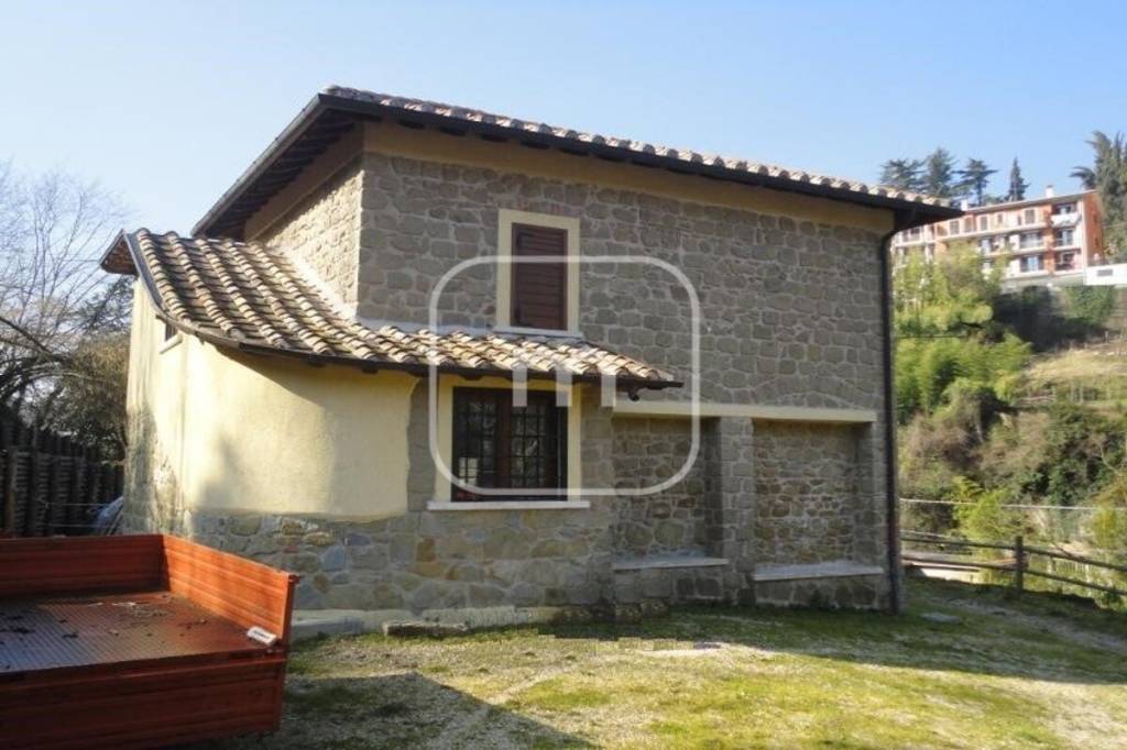 casa indipendente in vendita a Genazzano