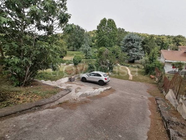 terreno edificabile in vendita a Genzano di Roma