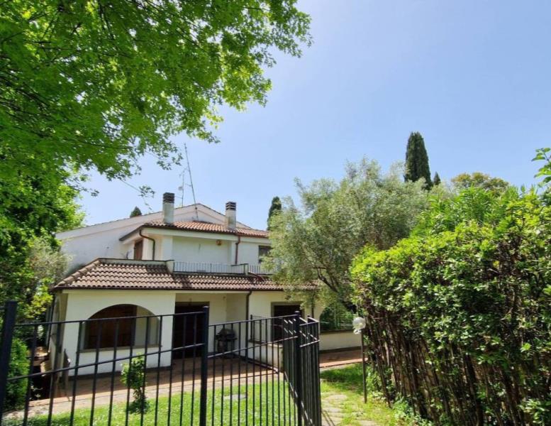 casa indipendente in vendita a Genzano di Roma