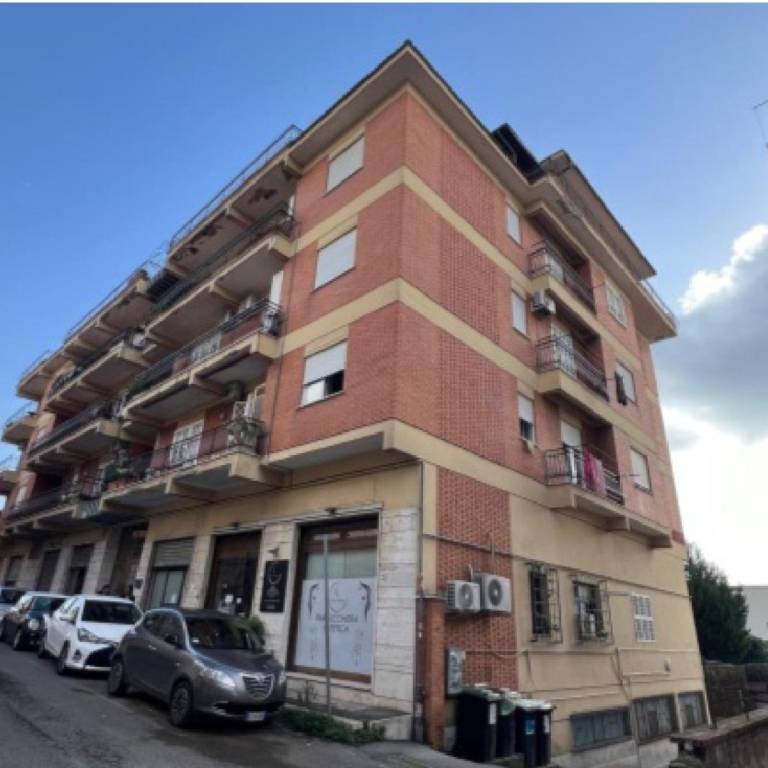 appartamento in vendita a Genzano di Roma