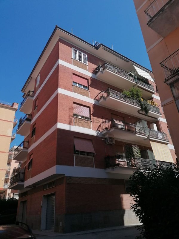 appartamento in vendita a Genzano di Roma