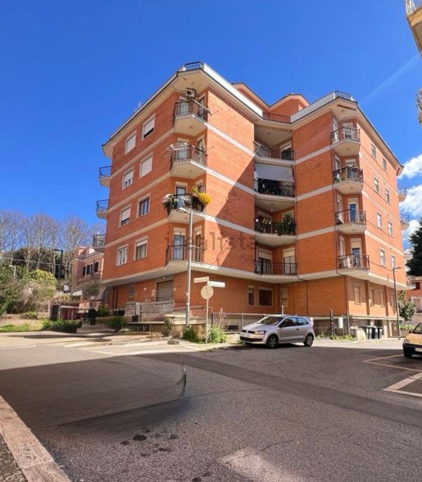 appartamento in vendita a Genzano di Roma
