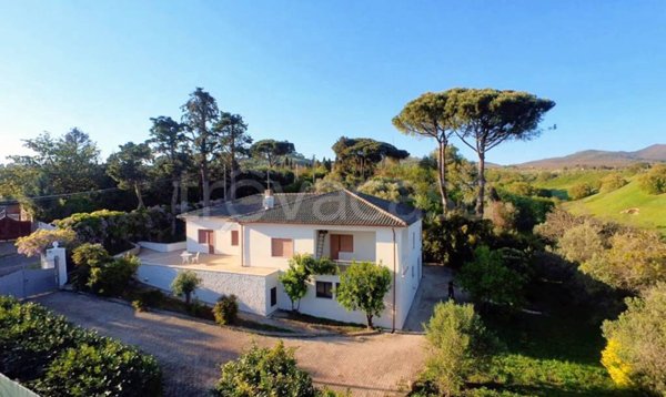 casa indipendente in vendita a Genzano di Roma